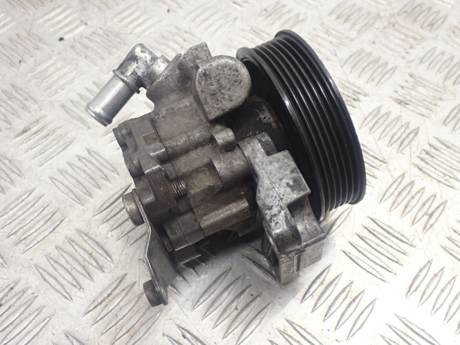 BMW 6 SERIES E63 E64 4.4 PETROL N62 ENGINE POWER STEERING PUMP  