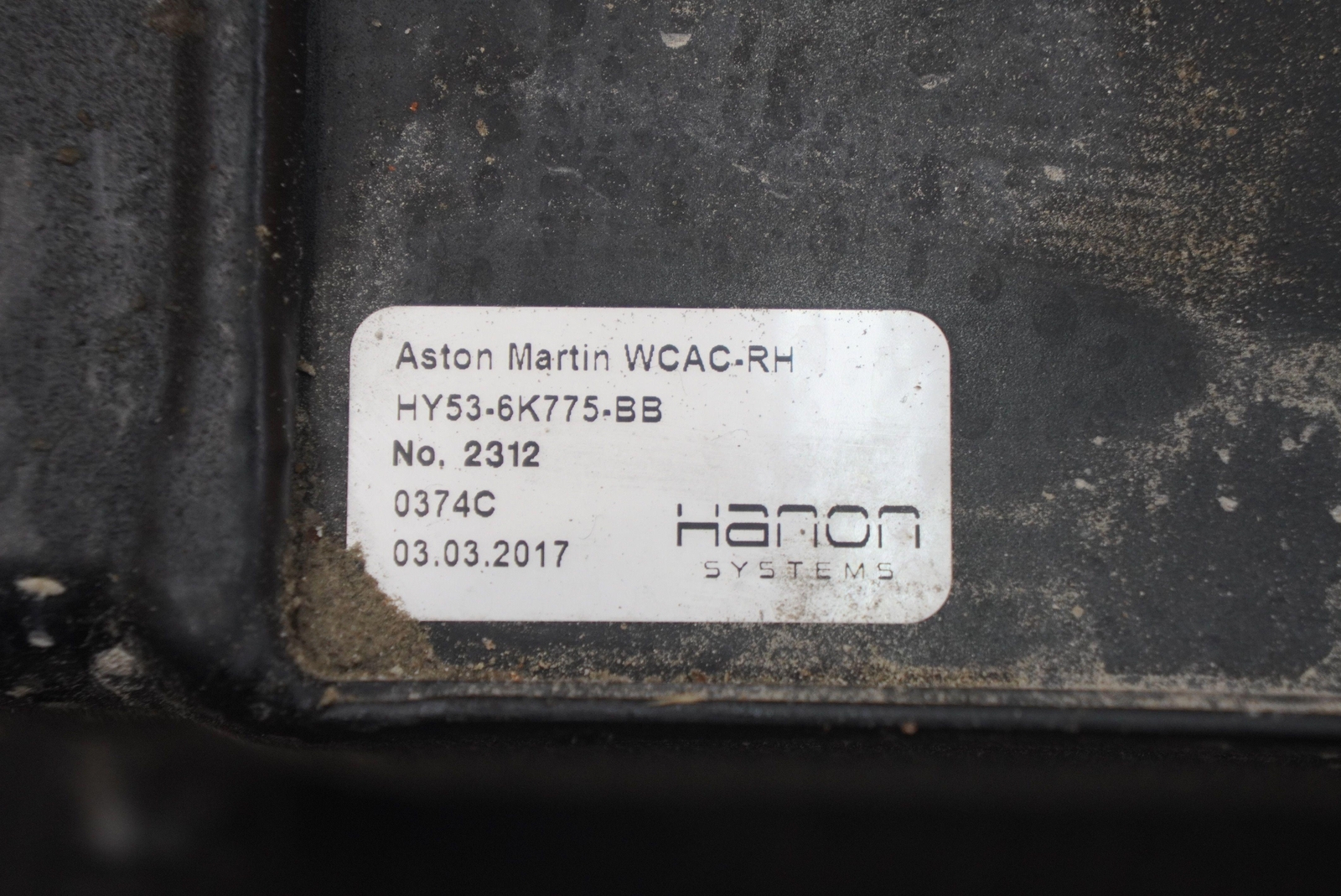 Right Engine Charge Air Cooler Intercooler WCAC HY53-6K775-BB Aston Martin DB11