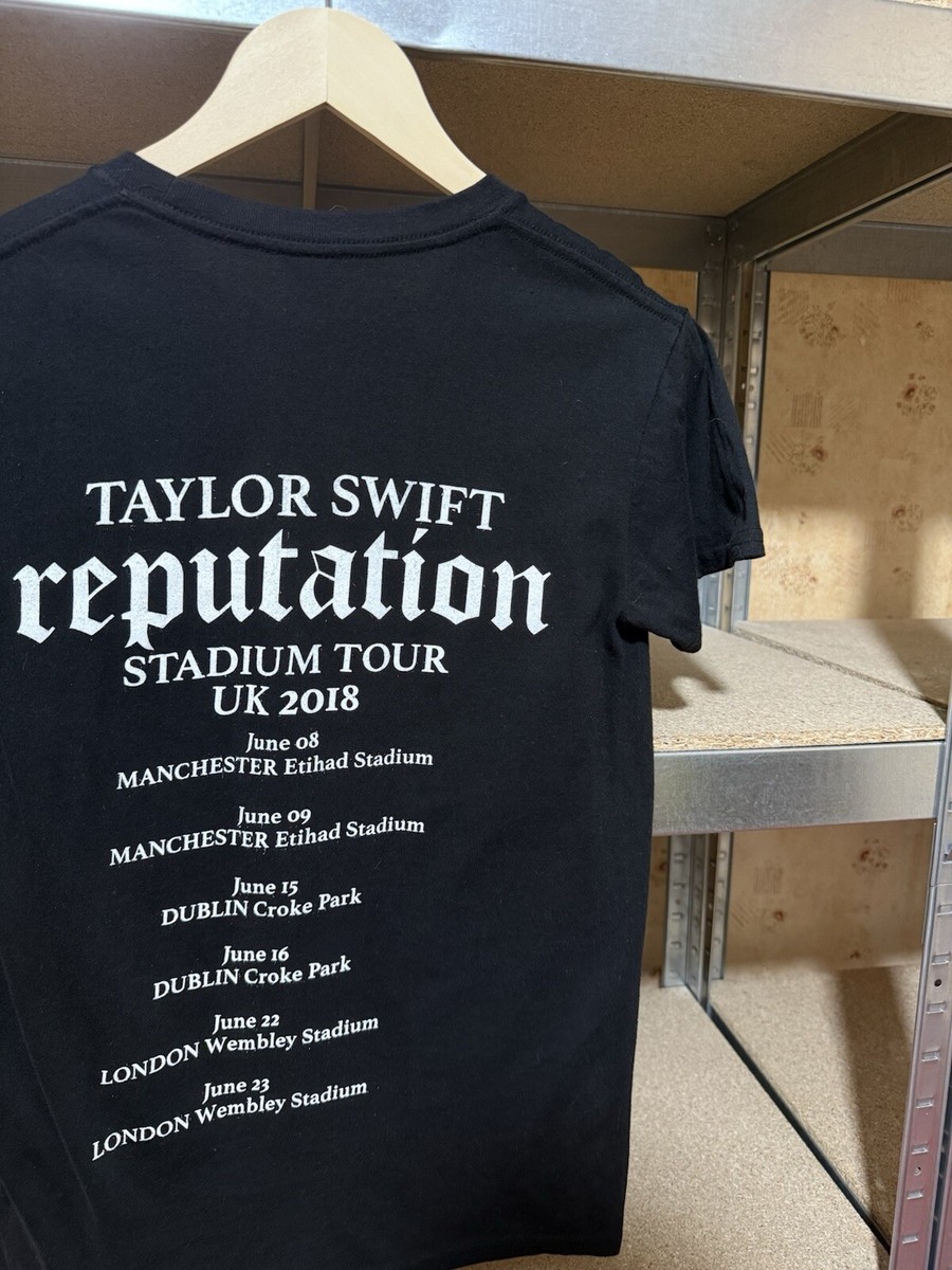 Taylor Swift Reputation Tour Tシャツ 2018 2018 Taylor Swift Reputation Stadium Tour Concert T-Shirt