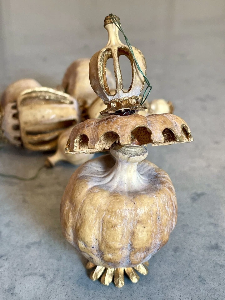 6 Unique Hand Carved Real Natural Dried Ornaments Poppy - Image 3 of 4