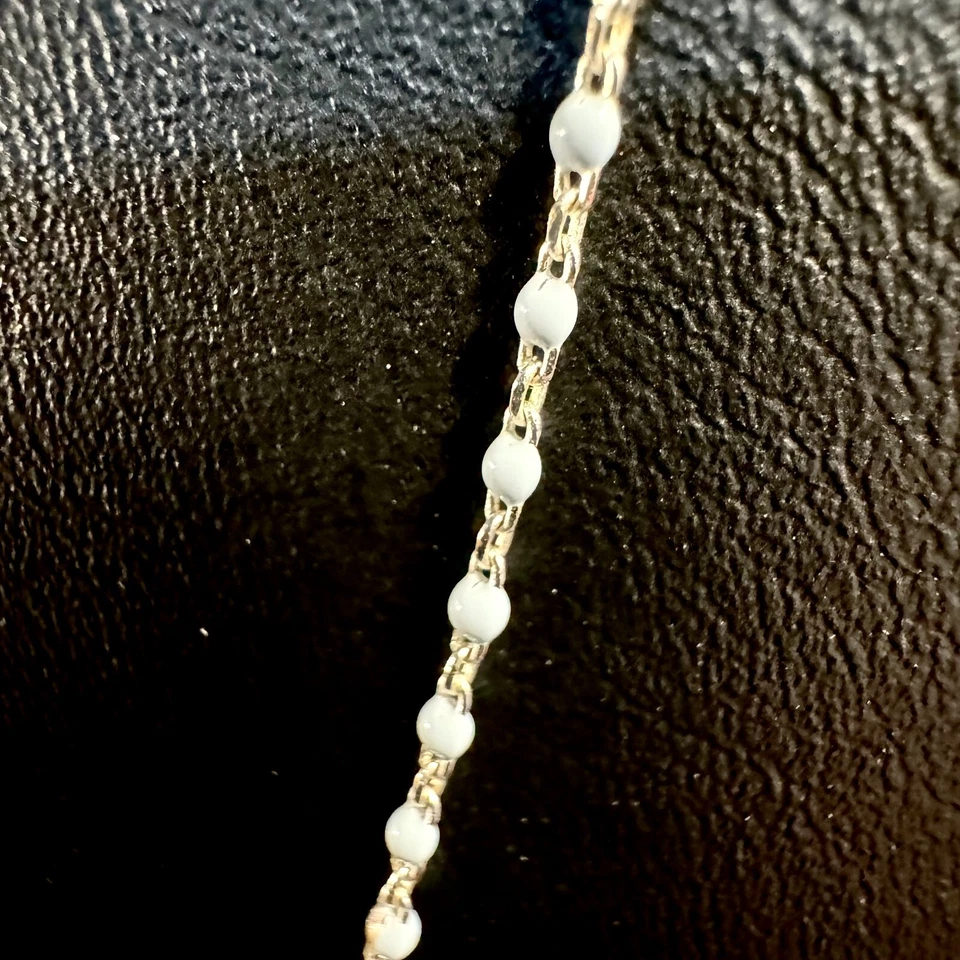 Collar de copo de nieve con estrás tono plata Disney con eslabón de cadena de bola azul claro Foto 3 de 4