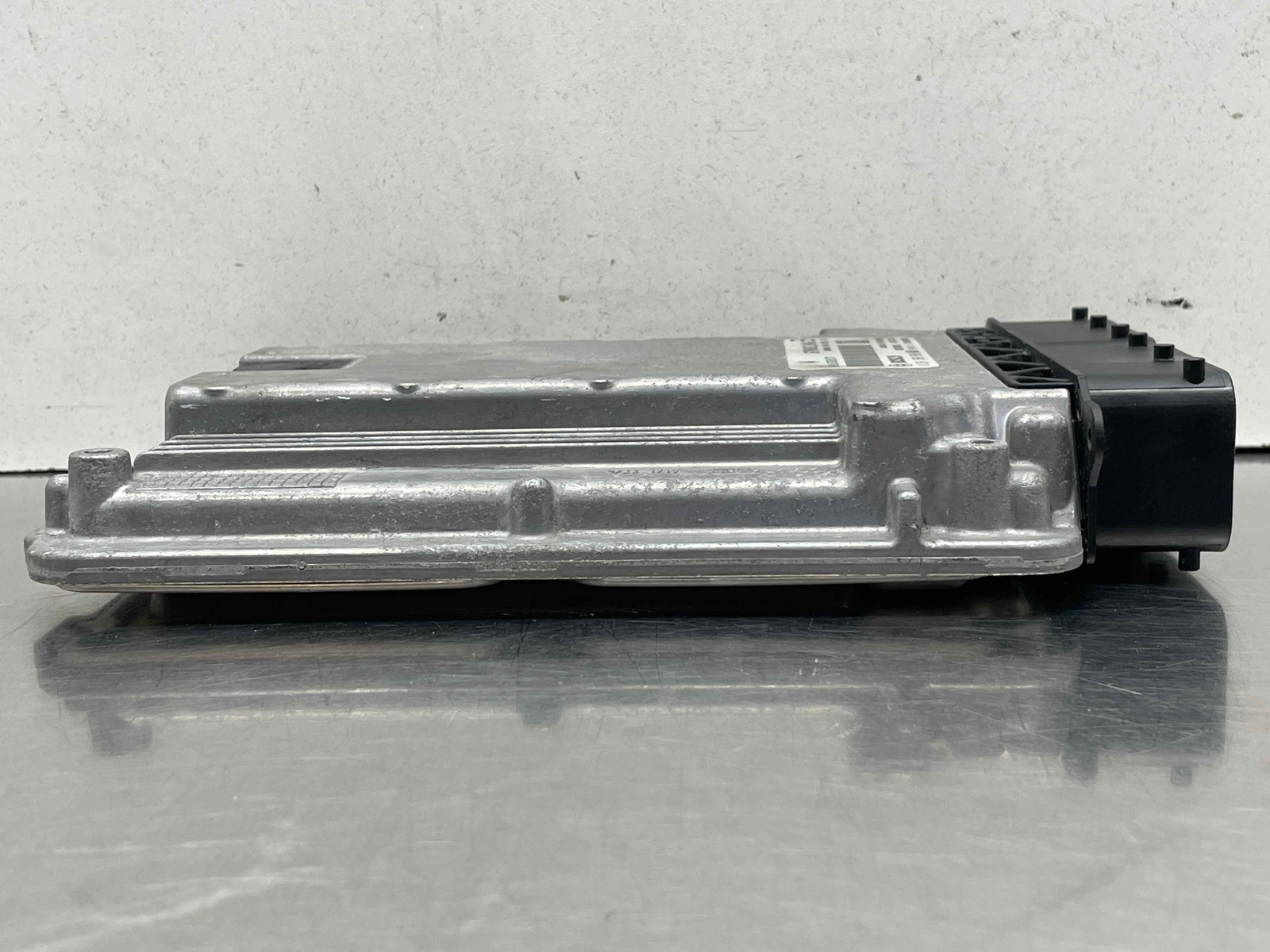 2018 Maserati Ghibli Electronic Control Module Computer ECM ECU OEM 670031346b