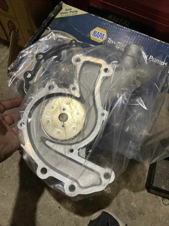 44028 Napa/Gates Water Pump New De Ville Cadillac DeVille Seville Eldorado 82-85 - Image 2 of 4