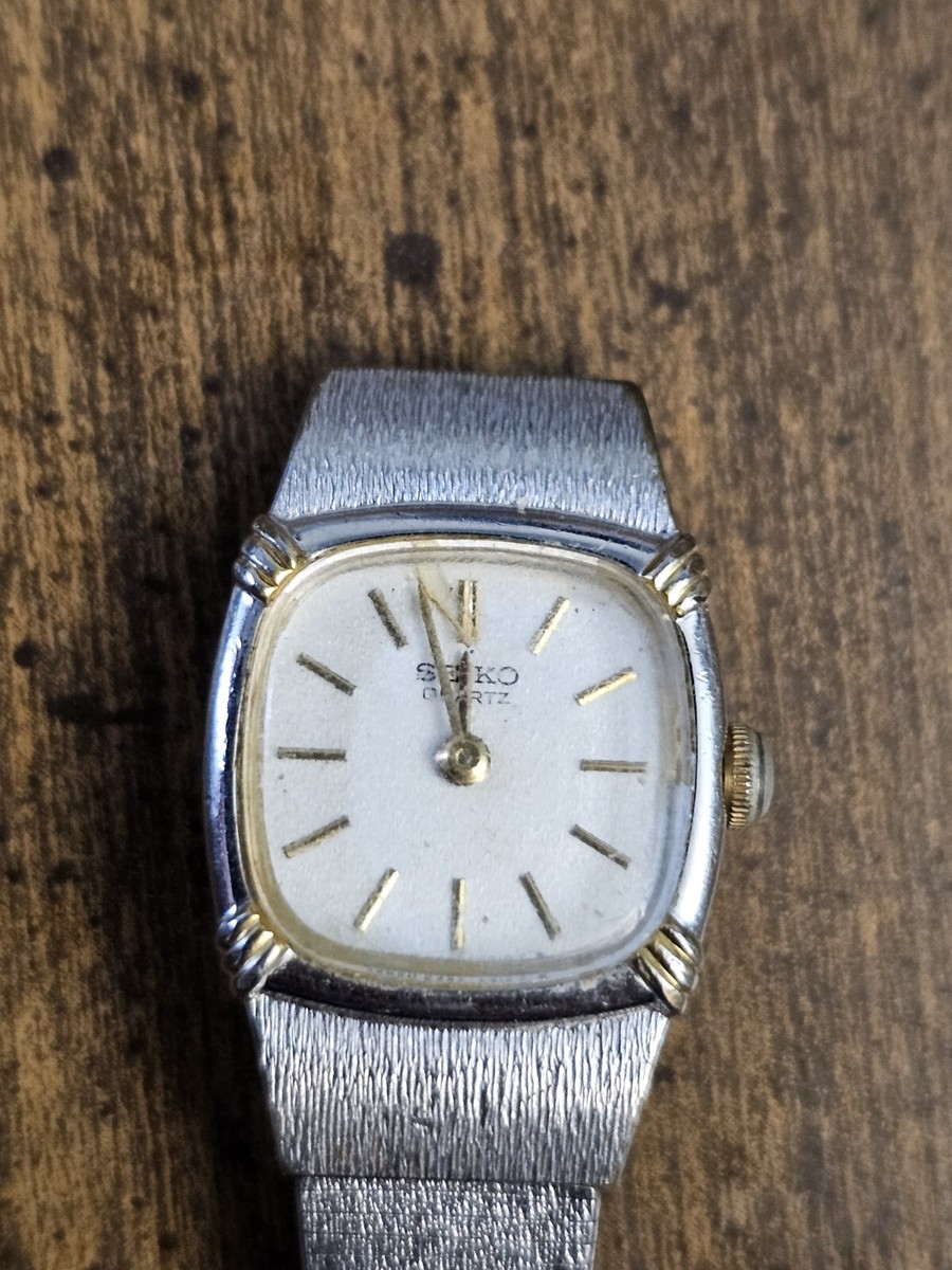 Ladies Seiko 5420-5130 Gold Tone Stainless Vintage Quartz Watch