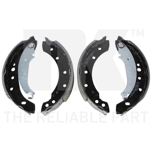 Toyota Pickup 1982-1983 Lunette de tableau de bord noire unie Toyota Pickup 1982-1983 Lunette de tableau de bord noire unie