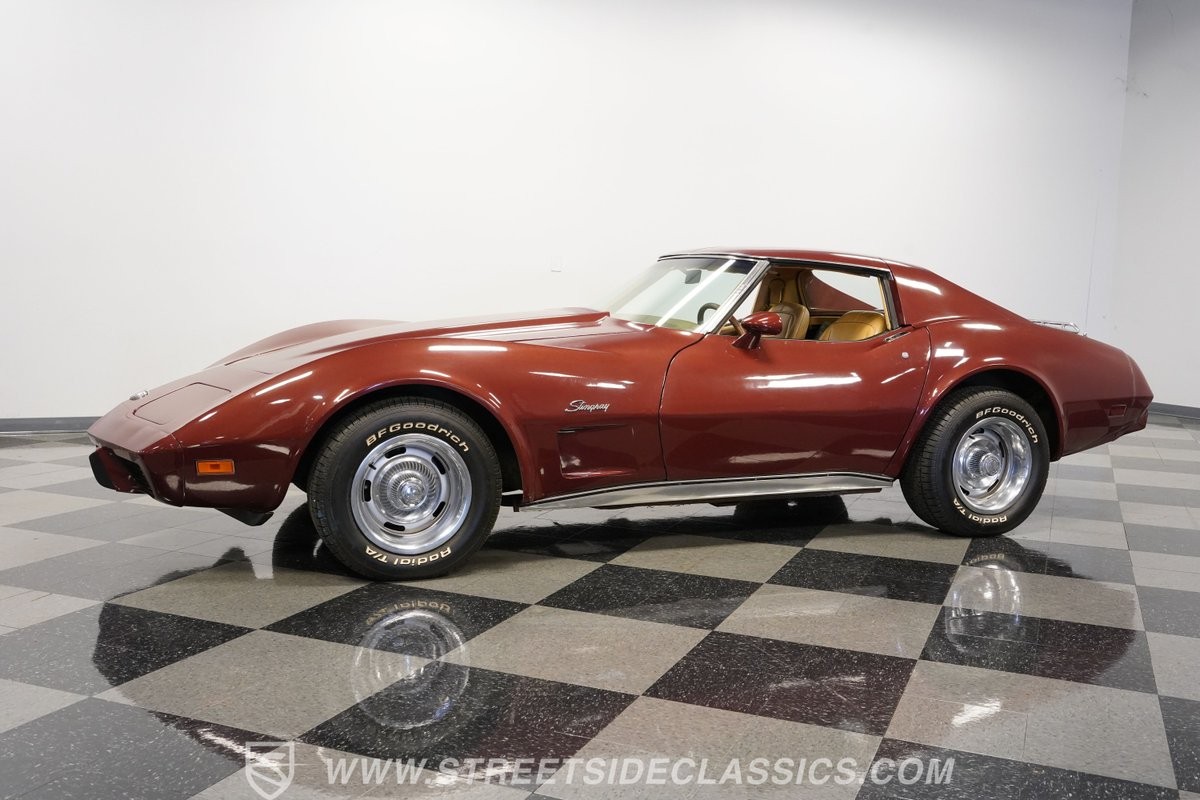 1976 Mahogany Metallic Chevrolet Corvette   | C3 Corvette Photo 8
