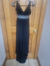 ASTR The Label Black Crochet Maxi Dress M V-Neck Strappy Embroidered Boho