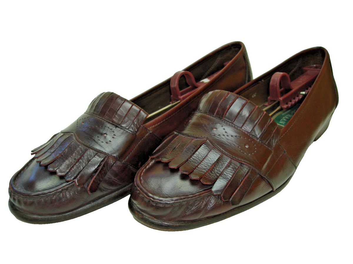 Kiltie Loafers In Men display picture 2