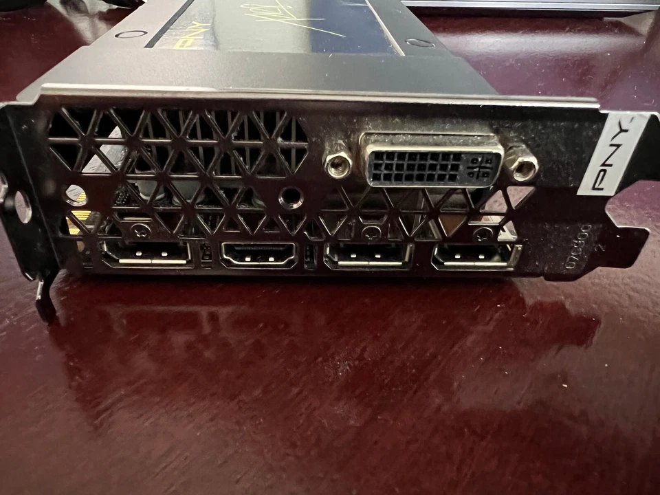 PNY XLR8 GeForce GTX 960 2GB GDDR5 PCIe Graphics Card DVI HDMI DP VCGGTX9604XPB - Image 2 of 3