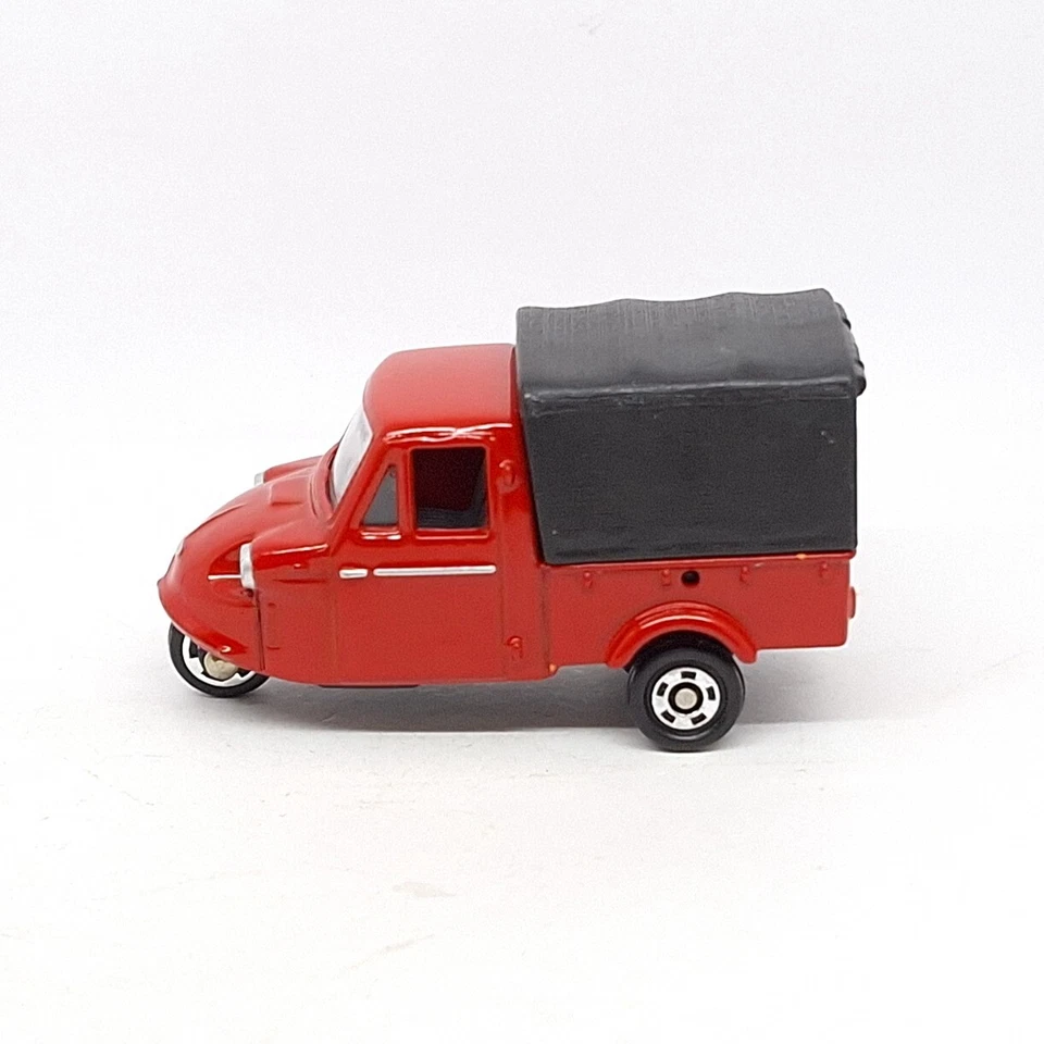 TOMICA TRUCK SPECIAL COLLECTION DAIHATSU MIDGET TRUCK 1/50 TOMY NEW - Image 2 of 4