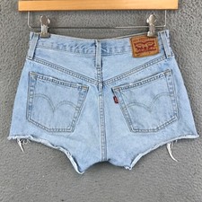 Women's Levi’s 501 Denim Short size 27W