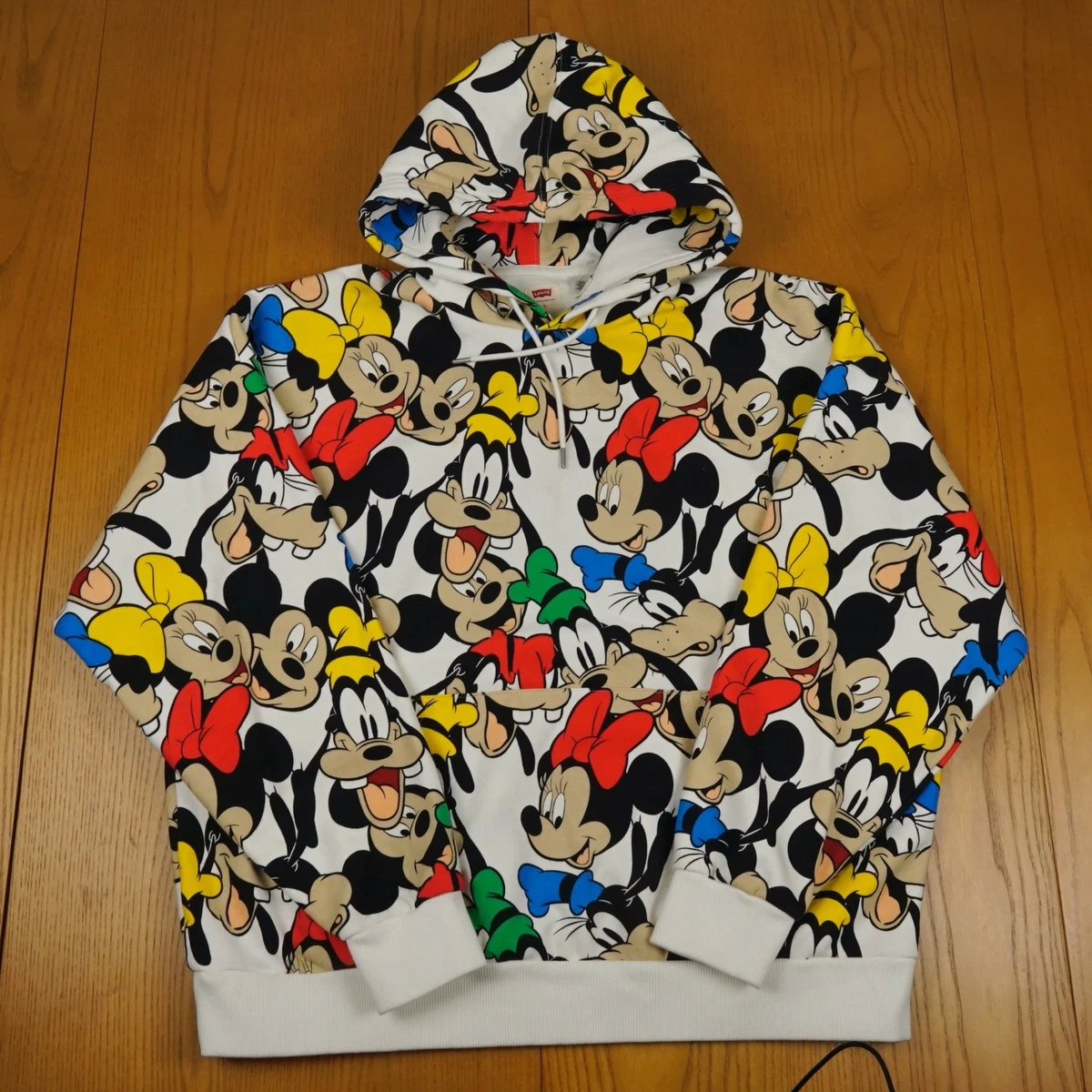 LOUIS VUITTON feat. DISNEY - Minnie Mouse in hoodie