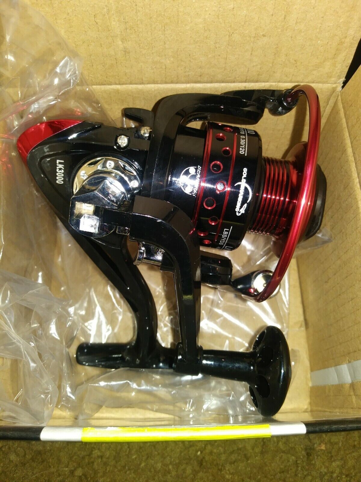 Gold Sharking RED LK4000 Spinning Fishing Reel Brand New