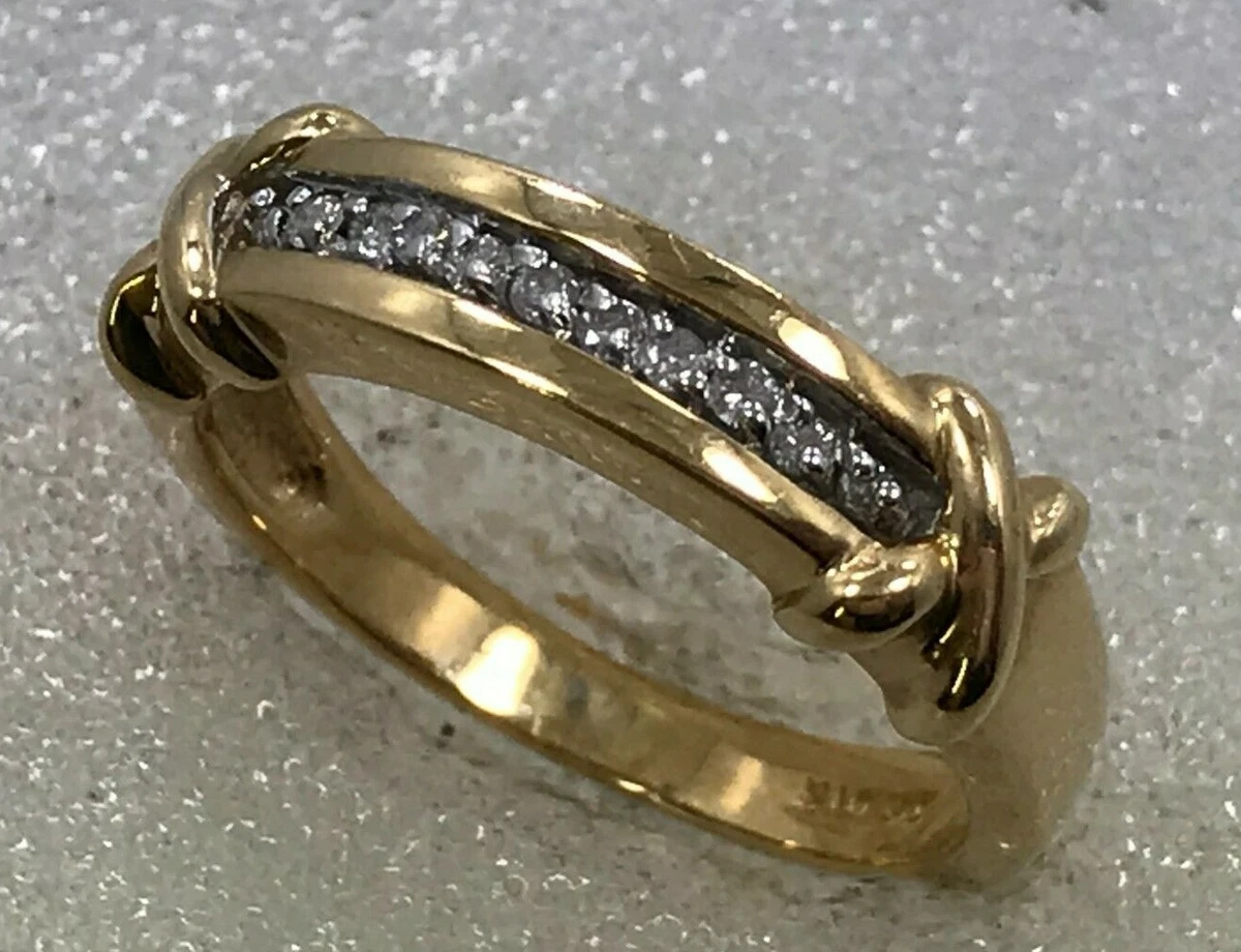 Non traditional shop mens wedding rings