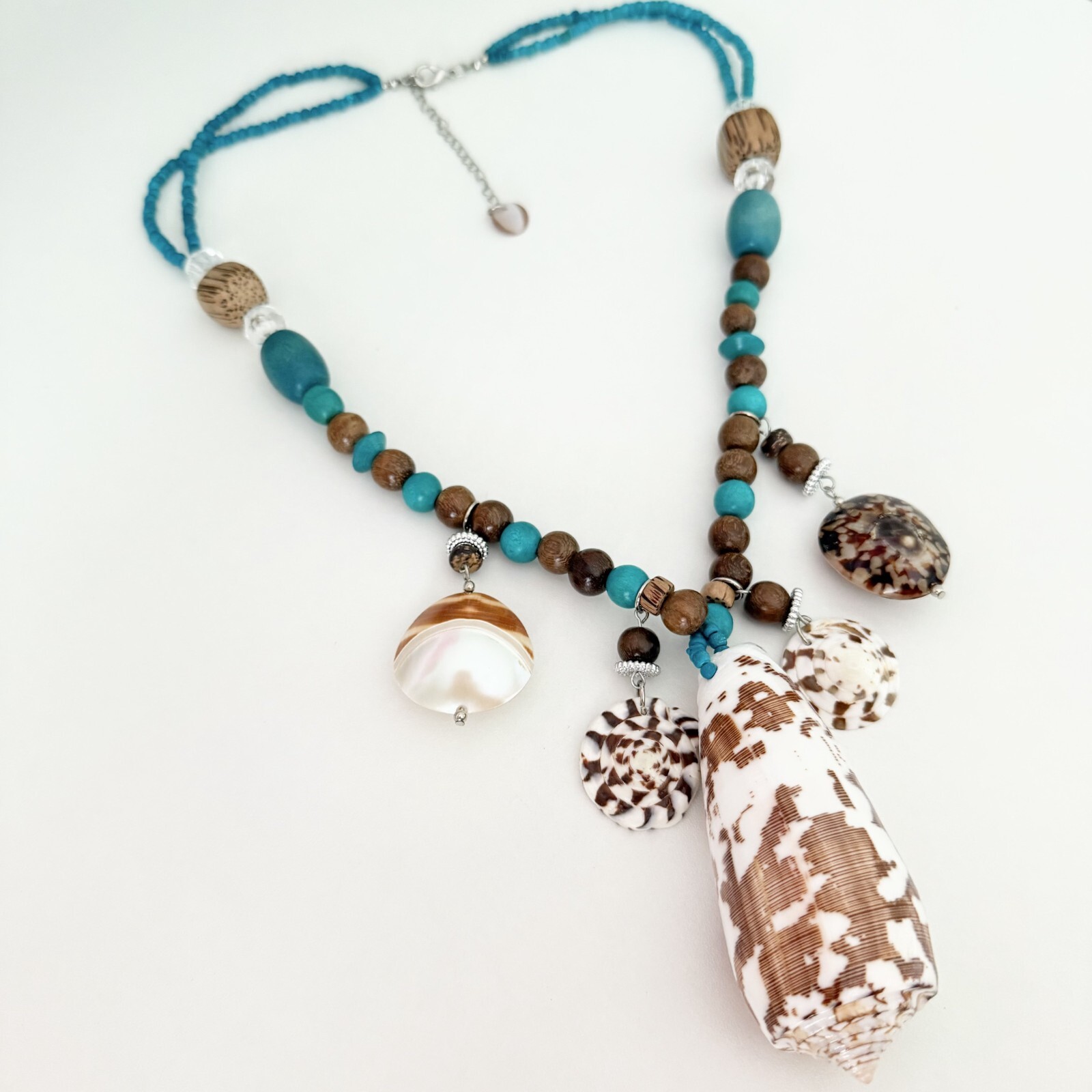 Vintage Blue Beaded Brown Wooden Chunky Sea Shell Charm Statement Necklace