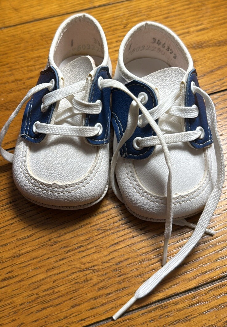 Rare vintage size 1 blue and white baby shoes, Made In USA