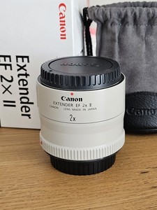 Canon EF 2x II Extender in Excellent Condition