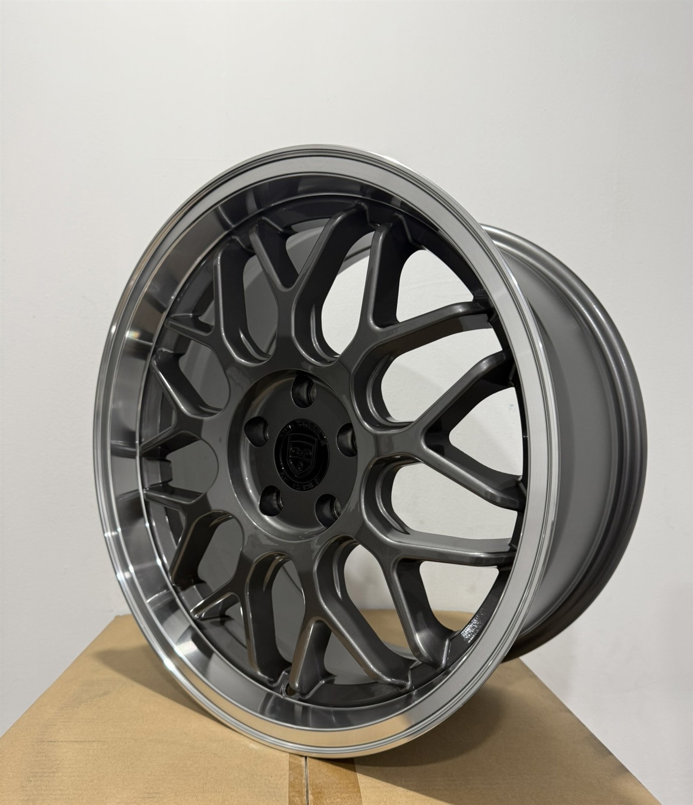 RS3 18 inch Gunmetal Rim fits MASERATI COUPE 4200 2002 - 2006