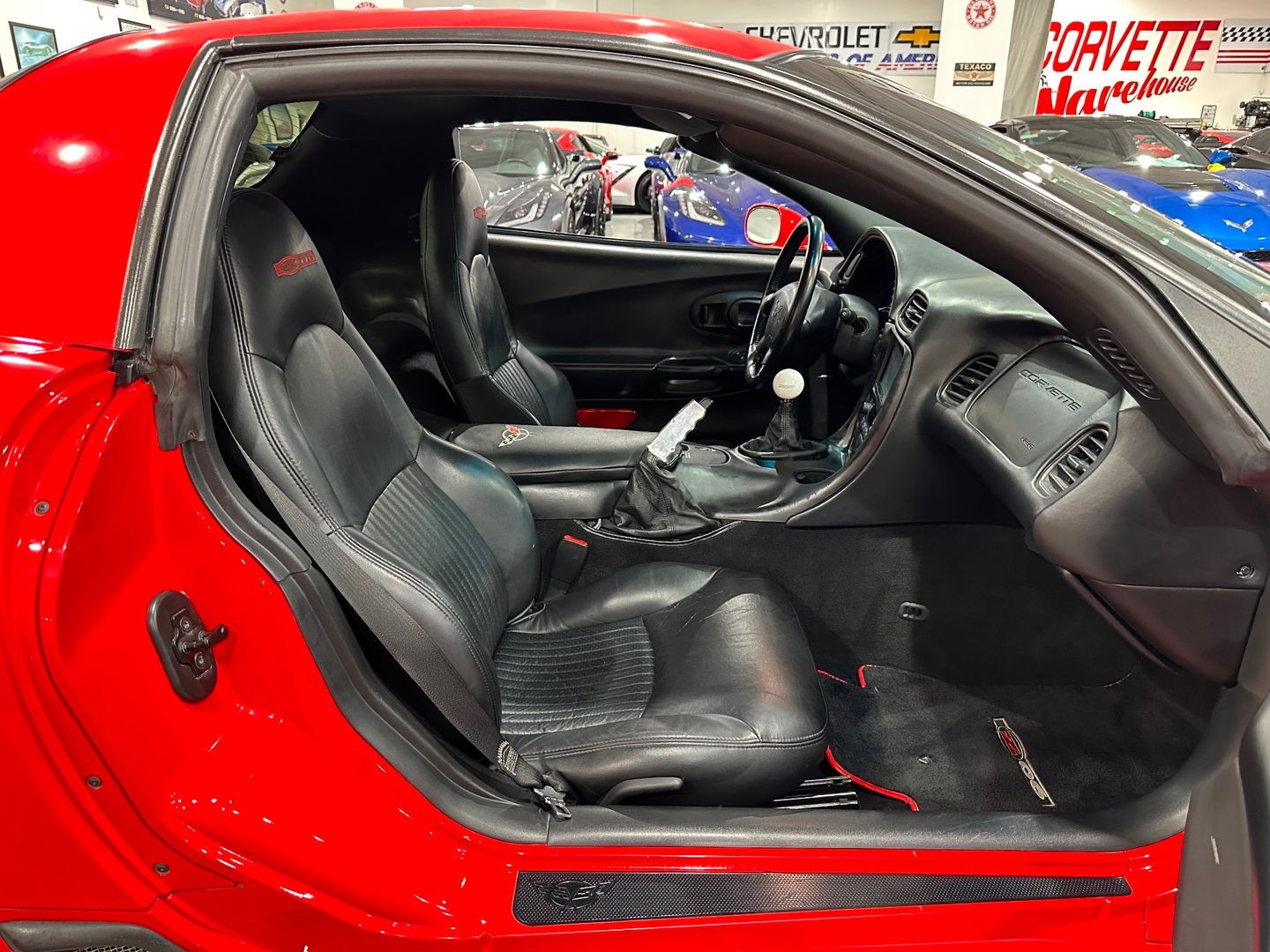 2001 [70U] Torch Red Chevrolet Corvette   | C5 Corvette Photo 10