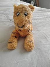 Classic Pooh Tigger Disney Plush, Gund Brand 8 Inches Tall Winnie The Pooh