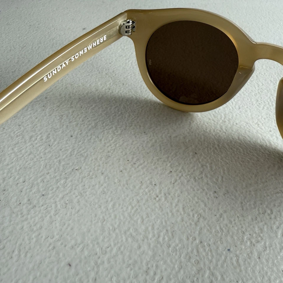 Sunday Somewhere Soelae 太阳镜 米色 圆形镜框 46-25-145 手工制作 — 第 4/4 张图片
