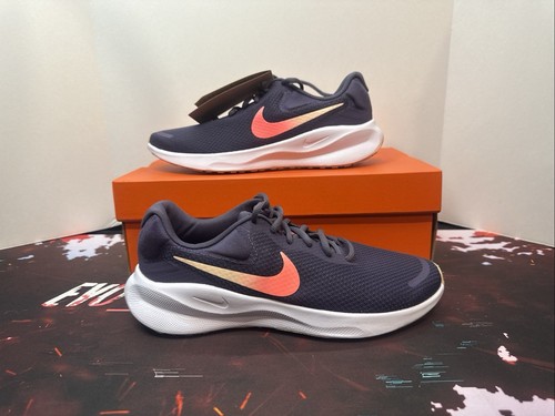 Nike Revolution 7 Laufschuhe Damengröße 9,5 dunkelrosinfarben/weiß FB2208-500