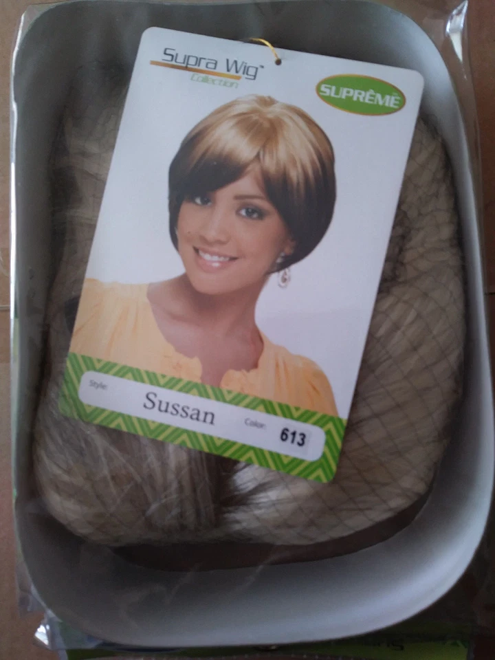 Peluca Completa Supreme Short Bob Color Sintético Rubio Claro (613), Estilo: Sussan Foto 4 de 4