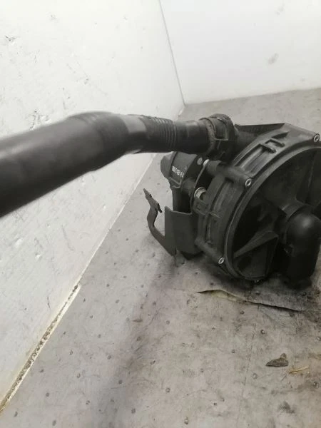 Bomba de inyección de aire compatible con 96-99 BMW 318i 1436208 Foto 2 de 4