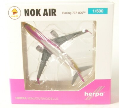 Boeing 737-800 Nok Air (Reg. HS-DBS - Nok Tongchomphoo) 1:500 Herpa