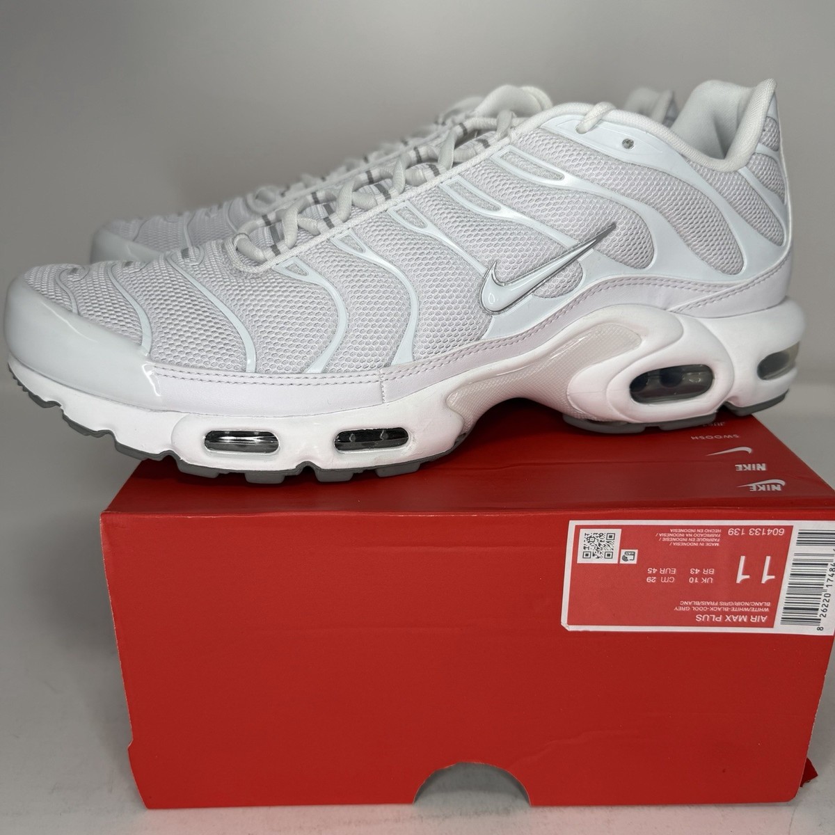 Nike Air Max Plus Triple White Grey Sneakers Men's Sizes 604133
