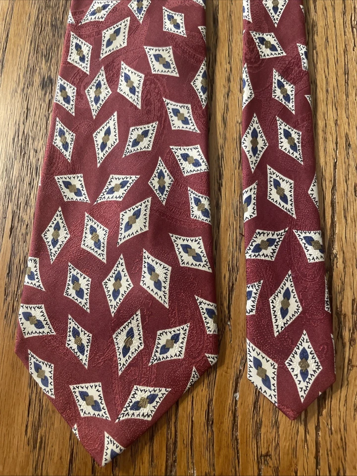 Gravata masculina de seda vintage em excelente estado usado Mark Shale Foulard costurada à mão EUA - Imagem 4 de 4