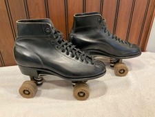 Vintage Chicago Roller Skates  Size 9  Professional "Betty Lyte" Boots by Hyde