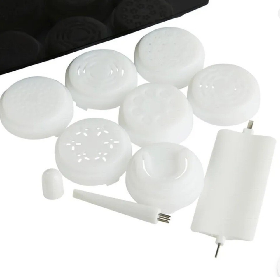 Curtis Stone Pasta Maker with 8 Shaping Discs Black eBay