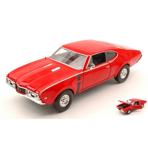 Altri modellini statici di veicoli rossi Scala 1:24