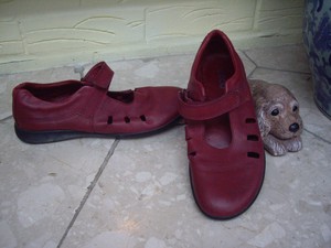 ecco red leather shoes