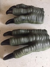 Mattel 2017 Jurassic World Velociraptor Rubber Claws Gloves Toy Pair Of 2 GUC