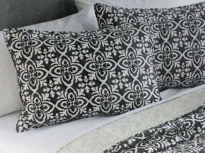 Croft and Barrow Standard Pillow Sham - Sarah Global Tile