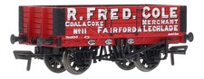 37-060 Bachmann OO 5 Plank Wagon 11 with Wood Floor 'R.Fred.Cole' in Red