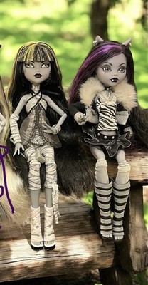 Monster High Reel Drama Fashion Doll Bundle Set Of Two Clawdeen And Cleo