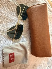 Ray-Ban Aviator Sunglasses Gold Metal Frame Green Tinted Glass Lenses w/ Case