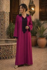 Moroccan Pink Hooded Djellaba Women Hand Embroidered Kaftan Dress Pockets