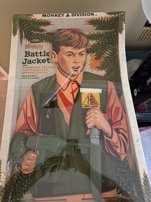 MINT Vintage 1960s Remco Monkey Division Battle Jacket Set #382 Factory Sealed