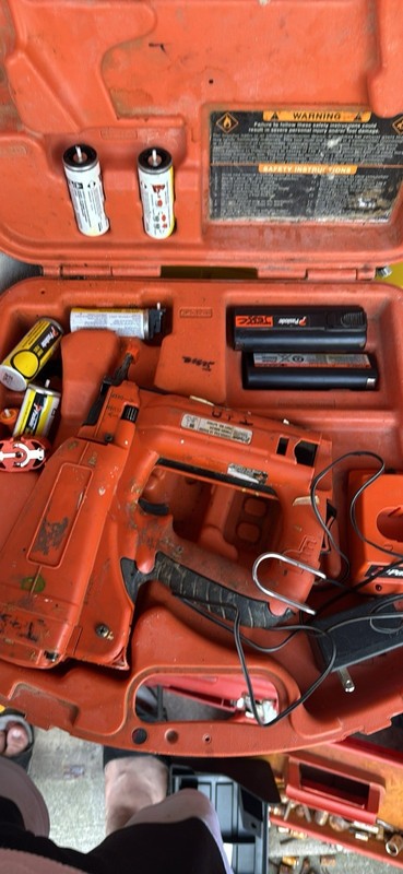 Paslode Cordless Framing Nailer Kit Parts Repair Charger 2 Batteries For Parts