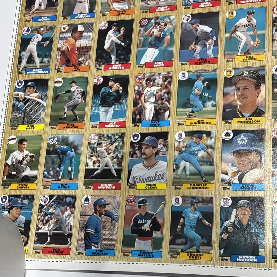 1987 Topps бейсбол необрезанный лист 132 карты Джордж Бретт Реджи Джексон HOF +++ - Изображение 4 из 4