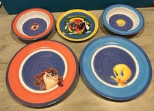 Zak Designs Tweety Bird/Taz Looney Tunes 11 Plates, Bowls, And 8 Plate.