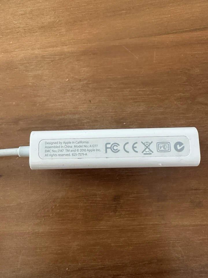 Apple USB Ethernet Adapter Model A1277 - Image 4 of 4