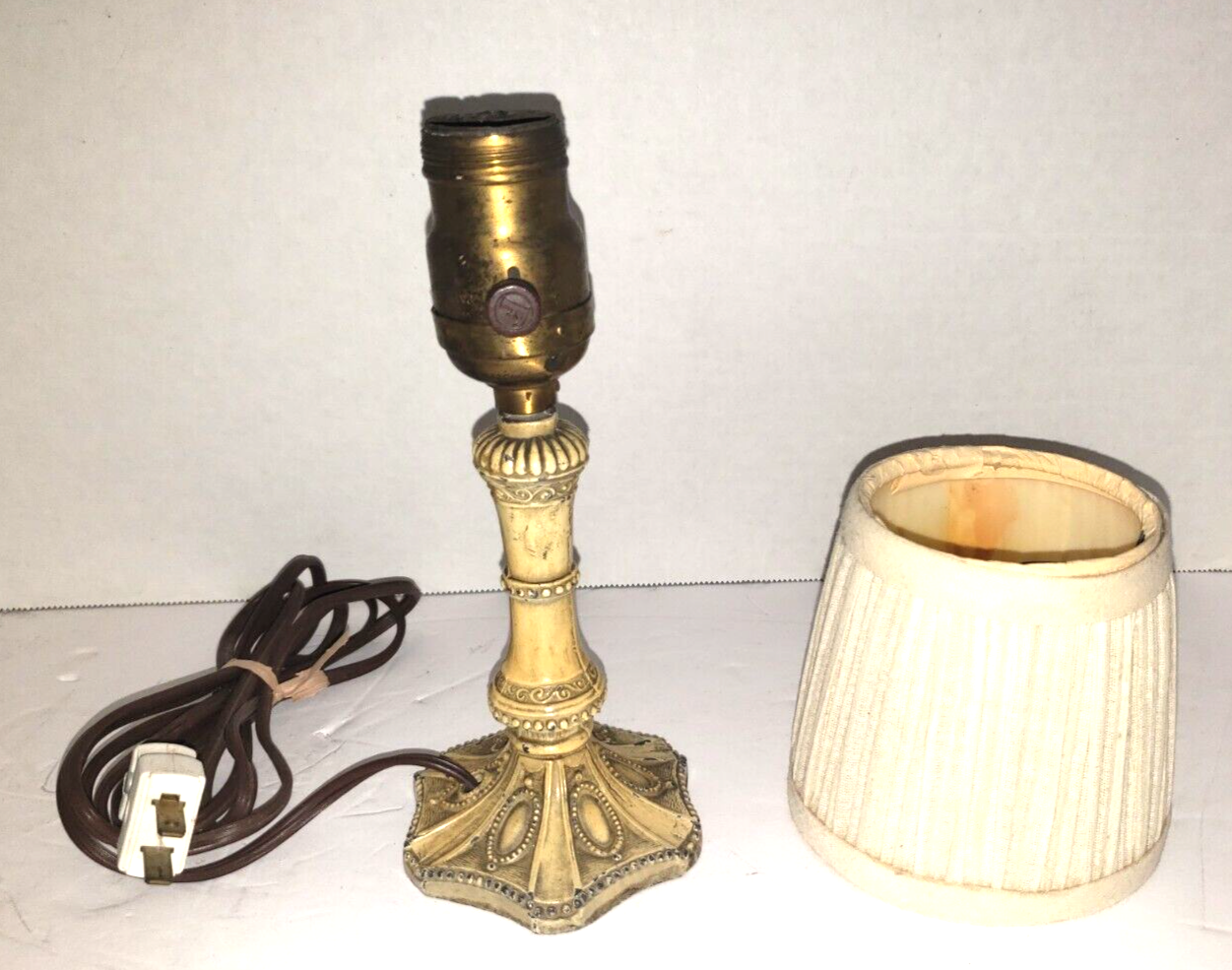 Table Lamp Boudoir Dresser Cast Metal Antique 1906-1916 Fat Boy Socket, Pleated-image