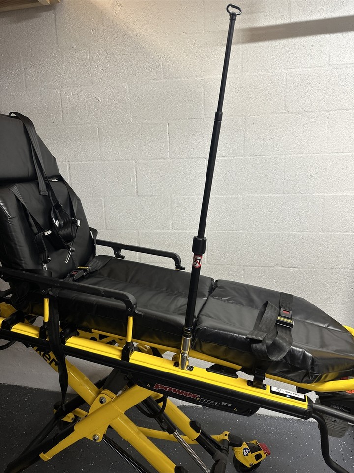 Stryker Power Pro XT 6506 Electric 700lb Ambulance Stretcher Gurney Cot