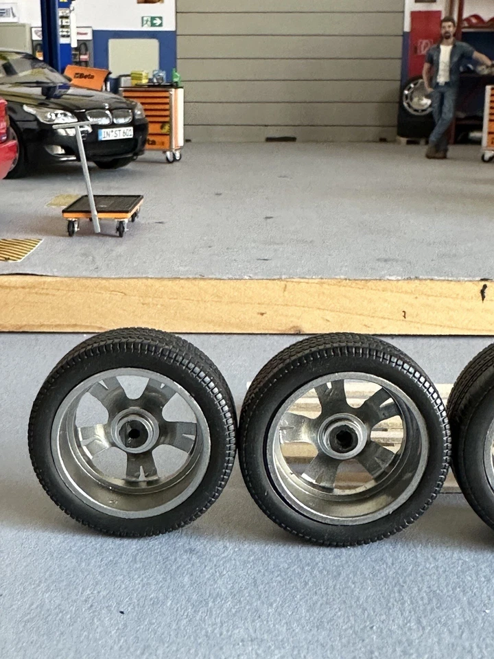 1:18 Cerchi Lamborghini Gallardo Norev - Immagine 4 di 4