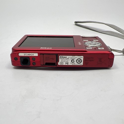 Nikon Coolpix S200 Red Digital Camera 3x Zoom Charger Battery SD CARD - Picture 10 of 15
